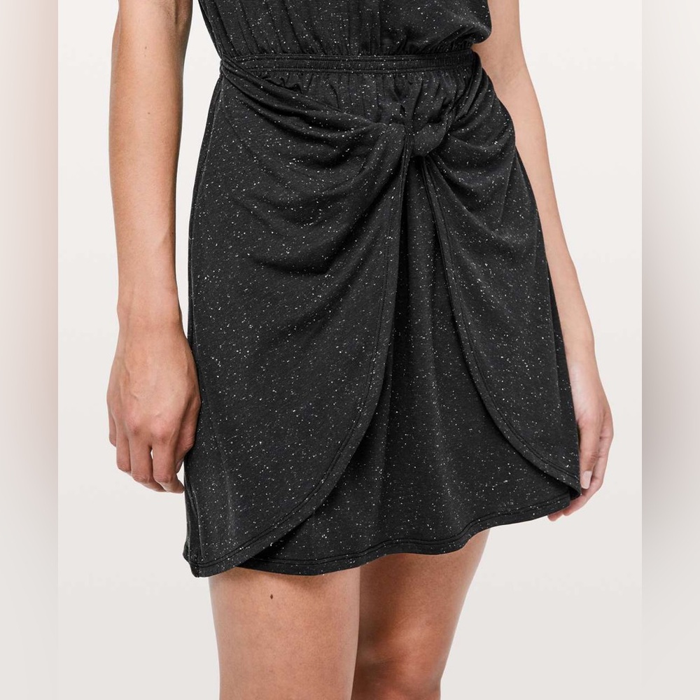 NWOT LULULEMON UNWIND YOUR MIND BLACK SHORTSLEEVE DRESS - Picture 4 of 9